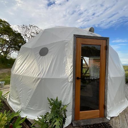 Golden Domes Hotel Cootharaba Exterior photo